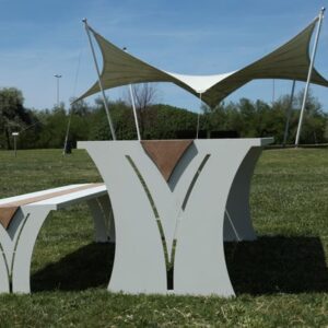 Table Victor 1300